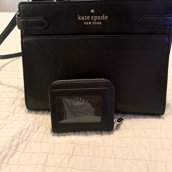 Black kate spade zip around wallet - Picture 2 of 5